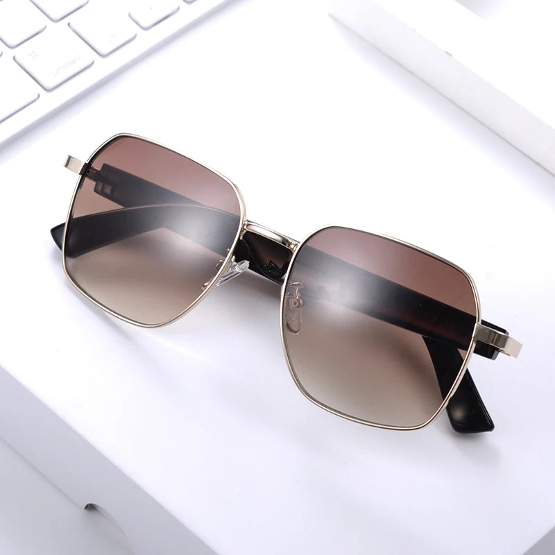 Smart Glasses with Bluetooth Speaker and Touch Control Technology